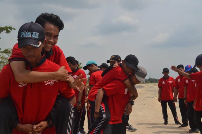 Membangun TeamWork yang Kompak – Pengembangan Diri