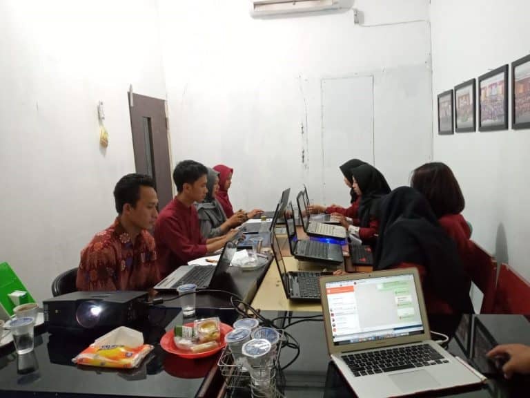 Siapkan SDM Berkualitas, LPK Prisma Pangkalan Bun Undang Pakar Digital Marketing