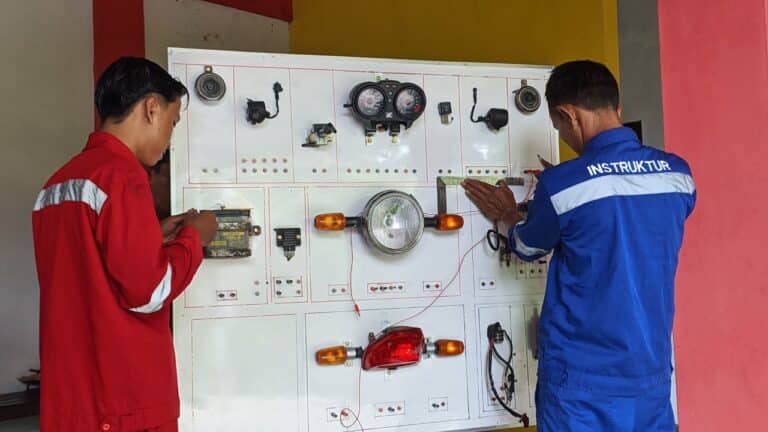 Kursus otomotif sepeda motor pangkalan bun